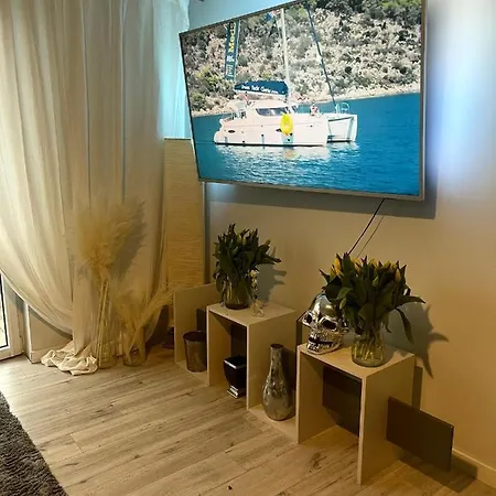 Airport Regata アパート