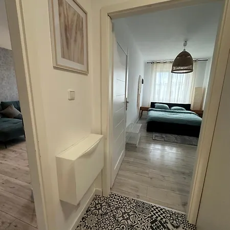 Poznań Airport Apartments Bara nowo Business Apartament Baranowo (Gmina Tarnowo Podgorne)